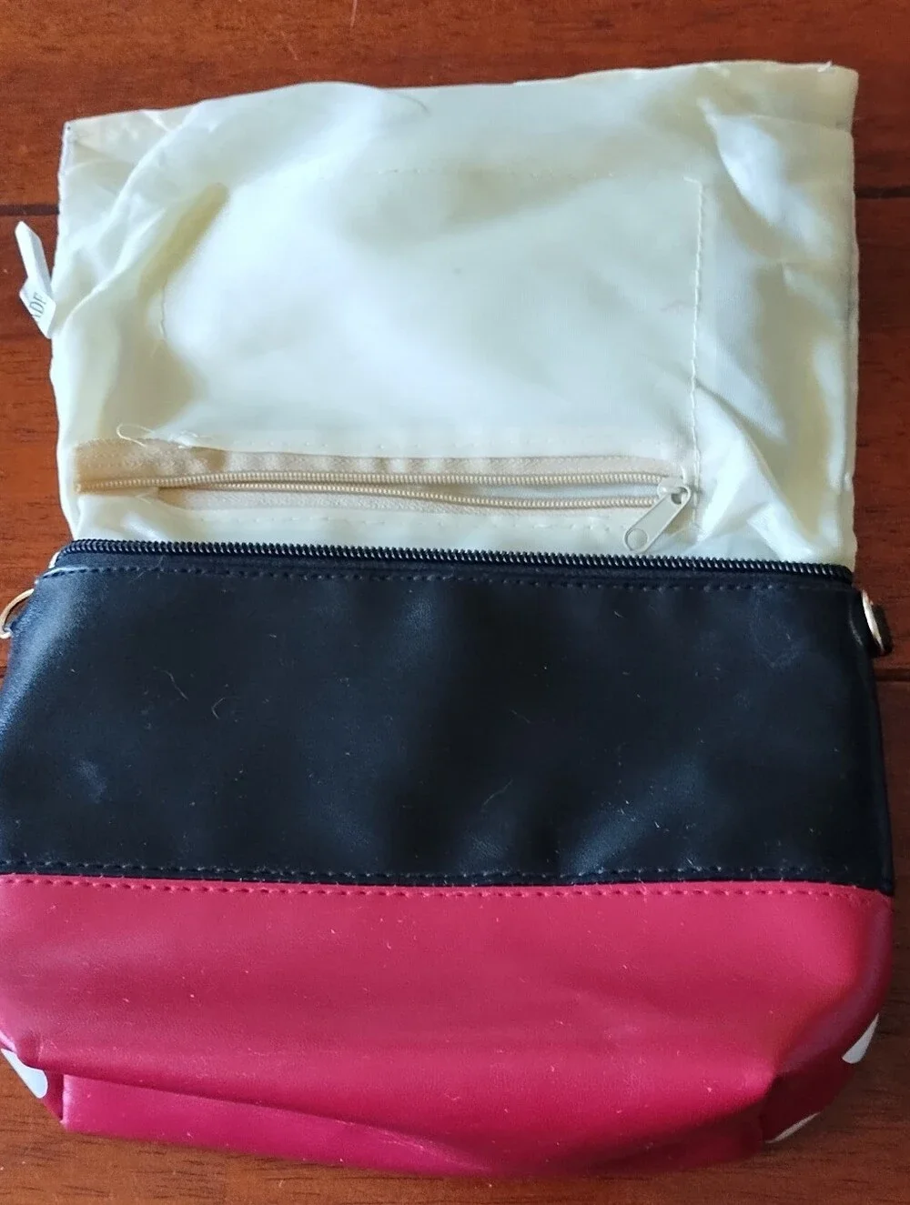Not Branded Pouch - Picture 4 of 5